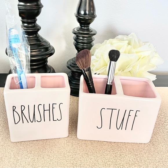 Rae Dunn Other - 🆕Rae Dunn Ceramic Set-BRUSHES/STUFF